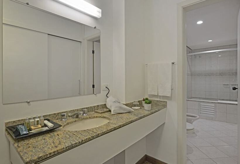 فندق Deville Curitiba Batel