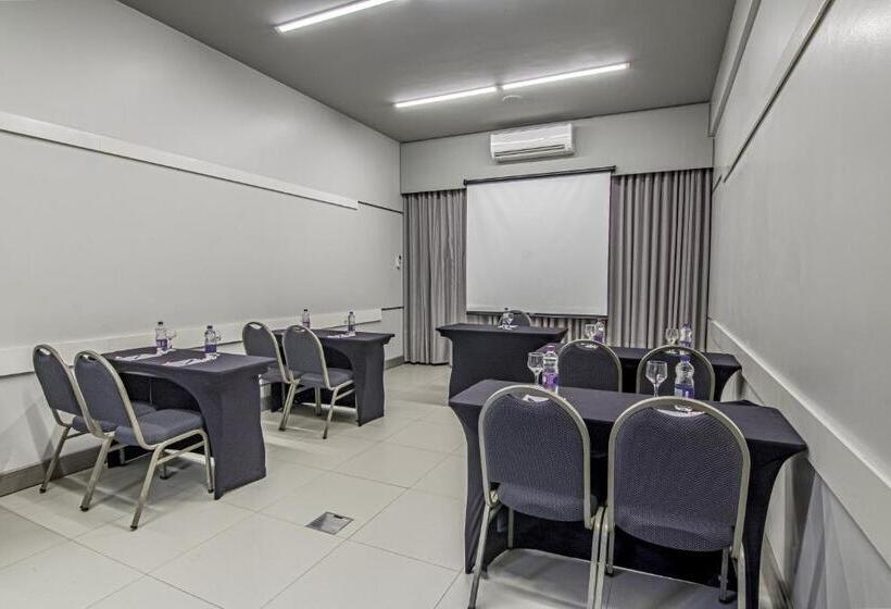 فندق Deville Express Cascavel