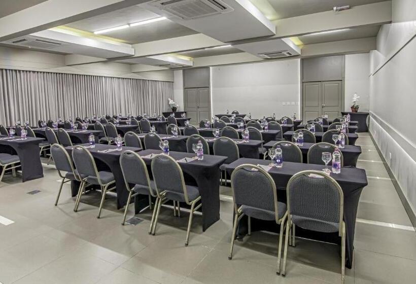 فندق Deville Express Cascavel