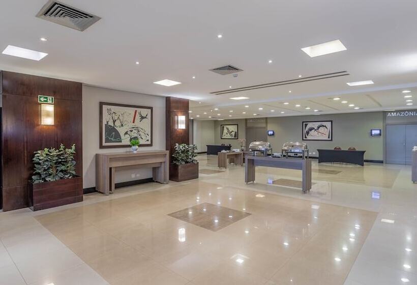 בית מלון כפרי Deville Prime Cuiaba