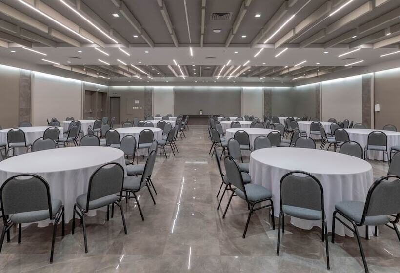 בית מלון כפרי Deville Prime Cuiaba