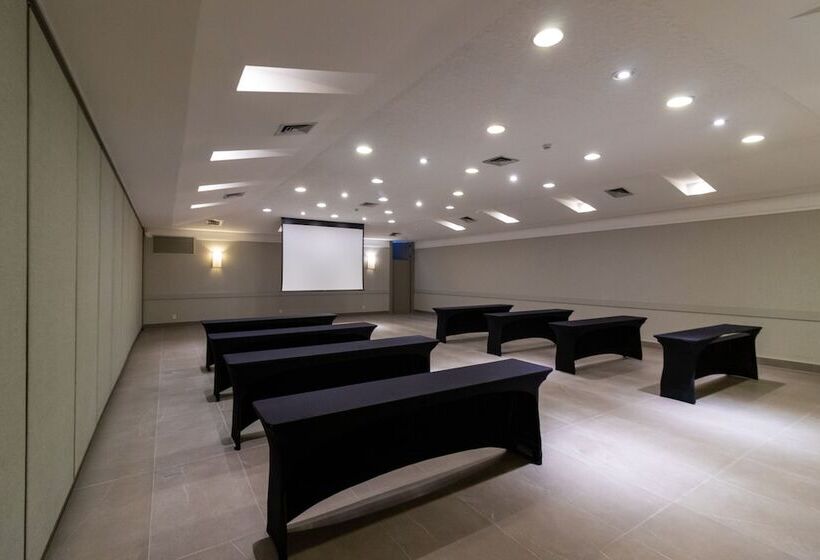 בית מלון כפרי Deville Prime Cuiaba