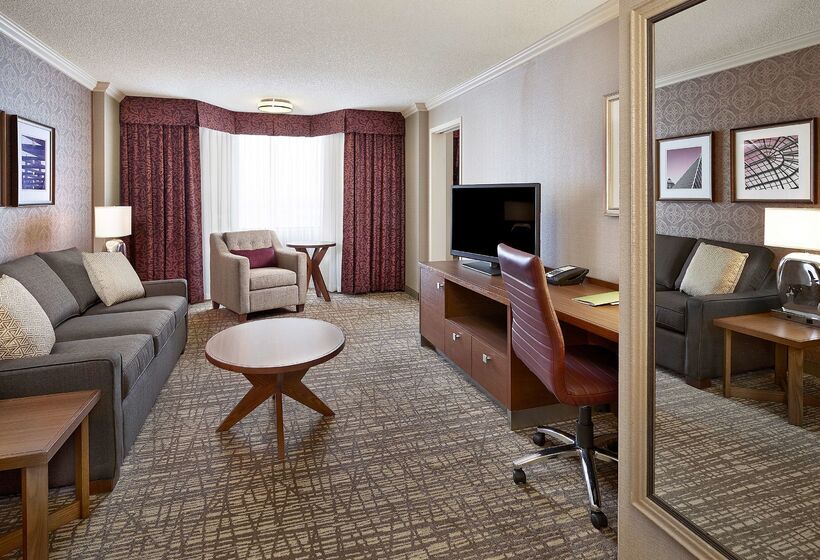 Doubletree By Hilton Hotel West Edmonton