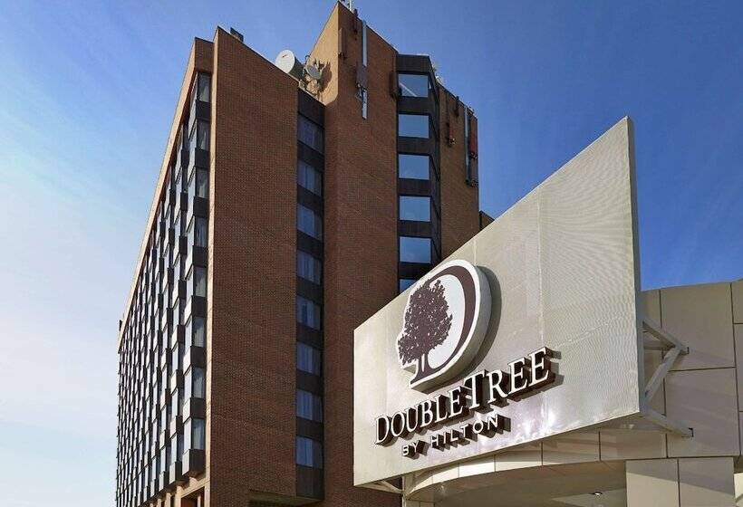 Doubletree By Hilton Hotel West Edmonton