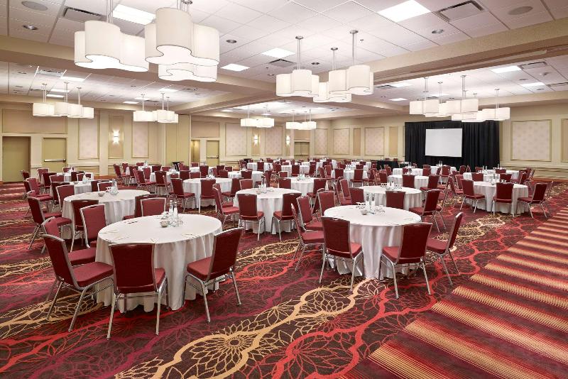 Doubletree By Hilton Hotel West Edmonton