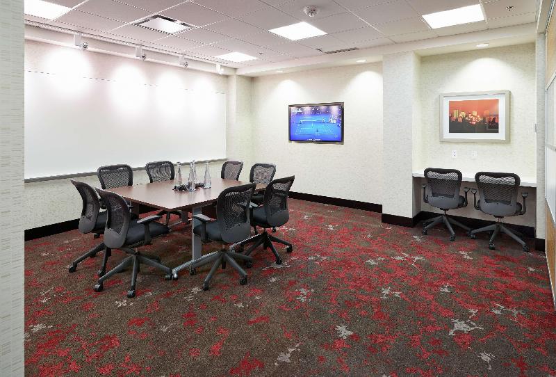 Doubletree By Hilton Hotel West Edmonton