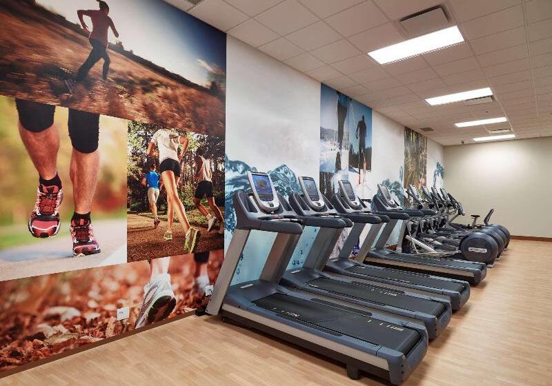 Doubletree By Hilton Hotel West Edmonton