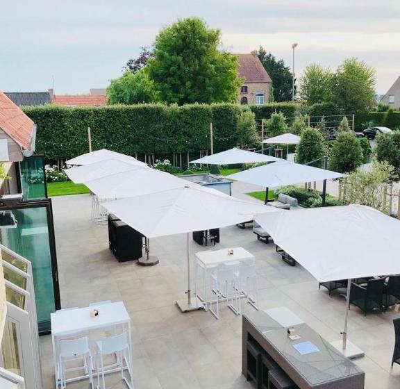 Отель Driekoningen