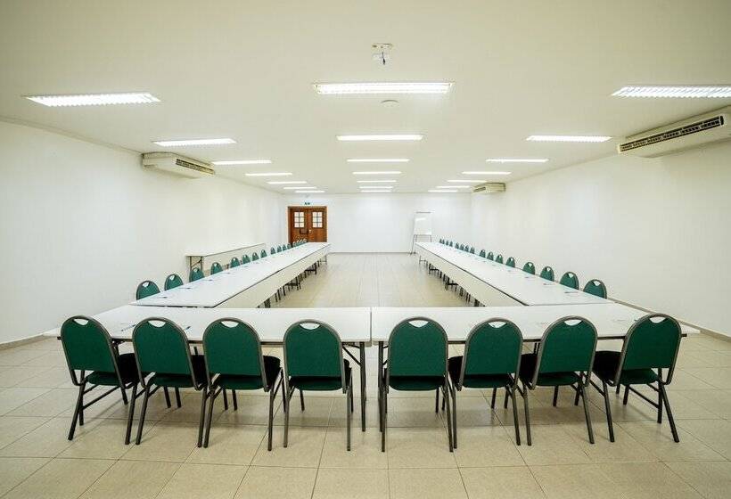 Отель Eldorado Atibaia Eco Resort