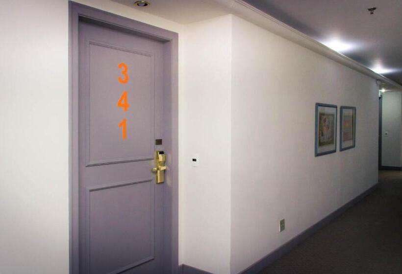 Embaixador Hotel By Fast10