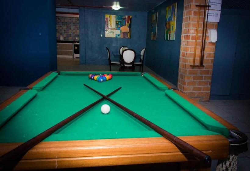 Embaixador Hotel By Fast10