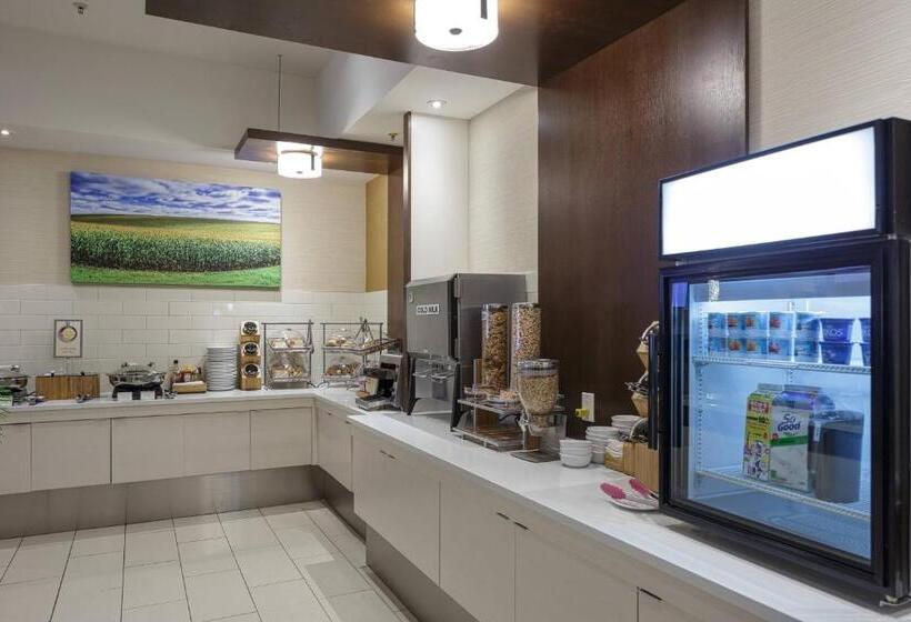 فندق Fairfield Inn & Suites By Marriott Belleville