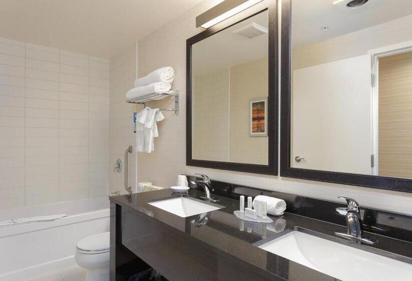 فندق Fairfield Inn & Suites By Marriott Belleville