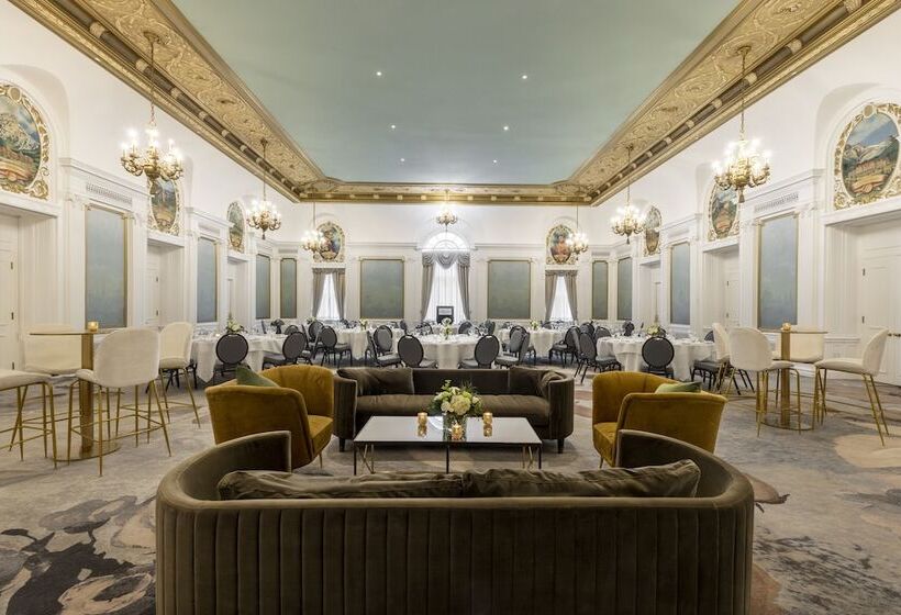 בית מלון כפרי Fairmont Palliser