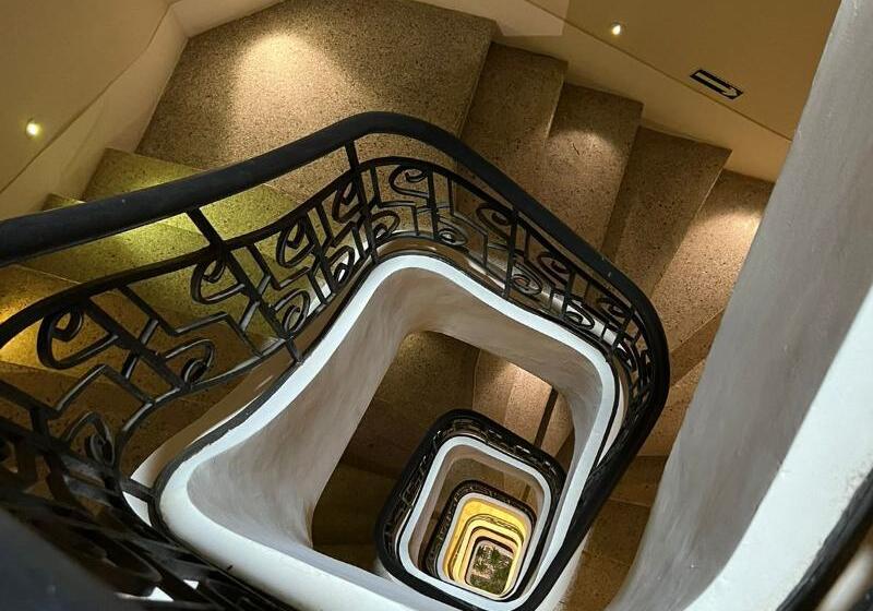 فندق Fera Palace