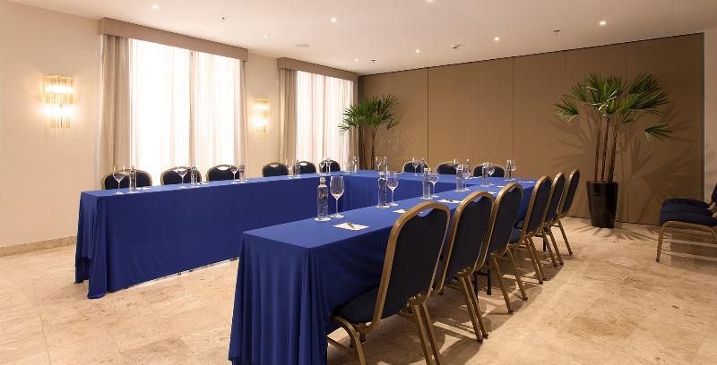 فندق Fera Palace