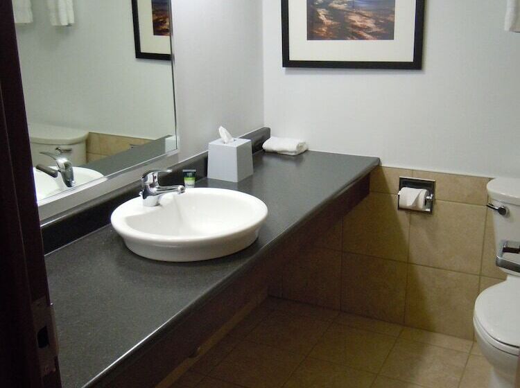 Four Points By Sheraton Edmundston Hotel & Conference Center