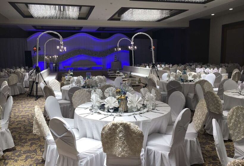 هتل Golden Tulip Bahrain