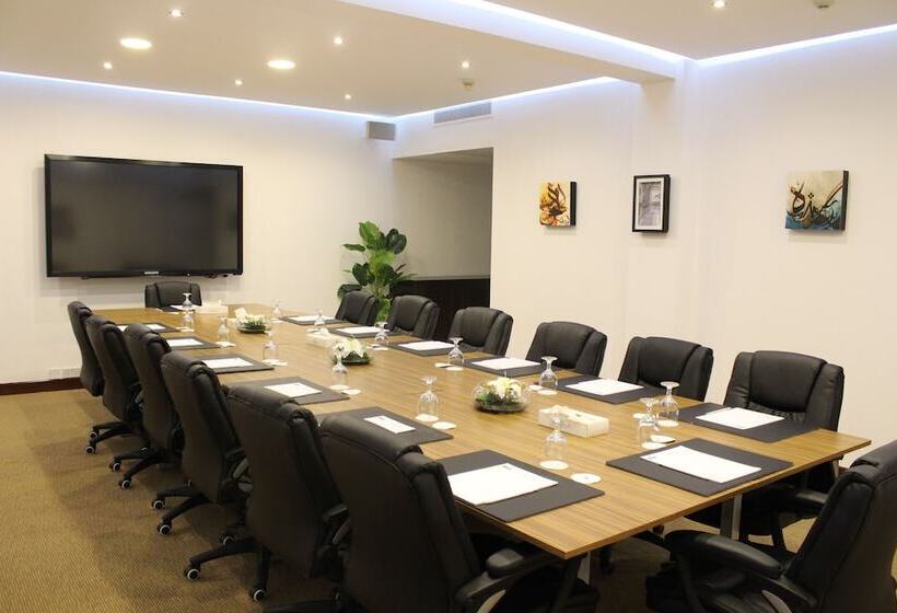 فندق Golden Tulip Bahrain