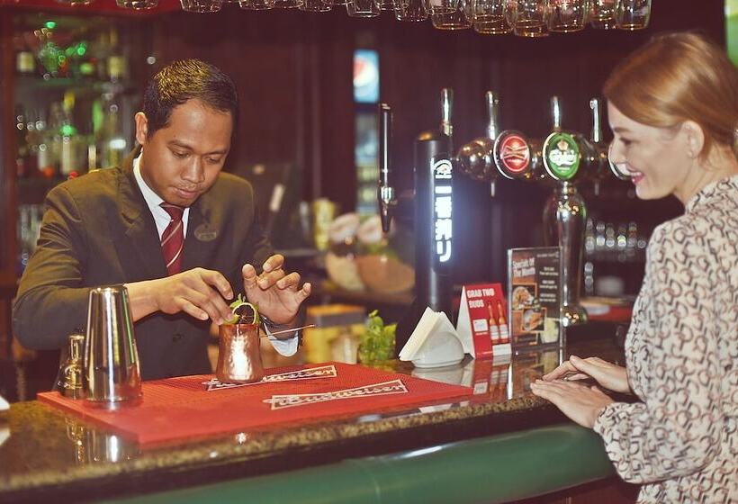 هتل Golden Tulip Bahrain