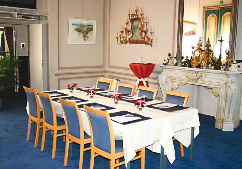 ホテル Gravensteen