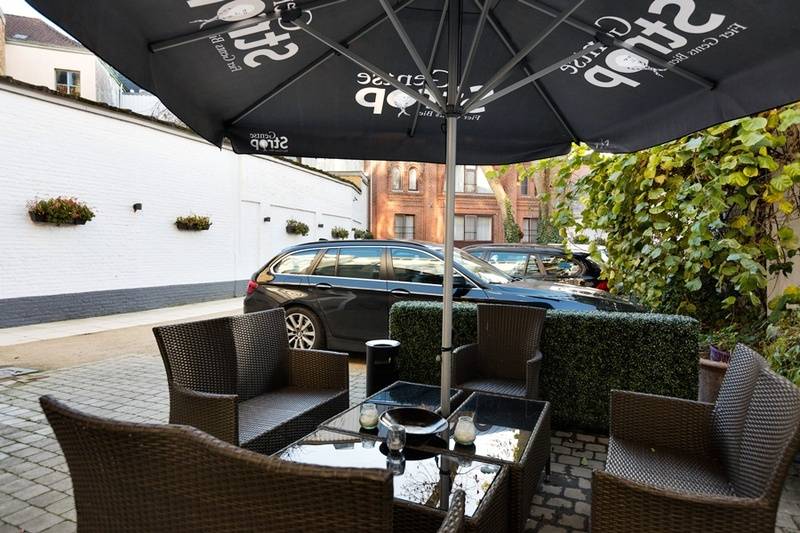 ホテル Gravensteen