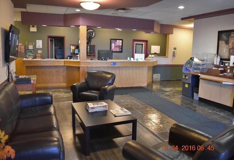 فندق Guest House Inn & Suites