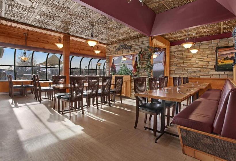 فندق Guest House Inn & Suites