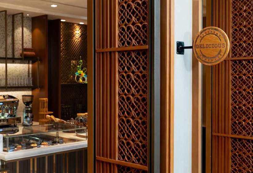 هتل Hilton Mandalay