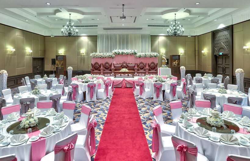 هتل Hilton Mandalay