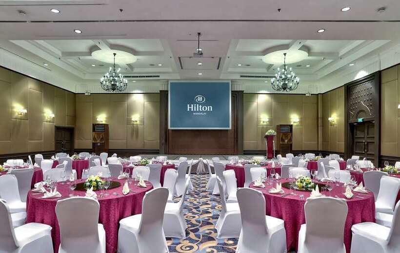 هتل Hilton Mandalay