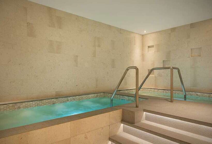 هتل Hilton Mandalay