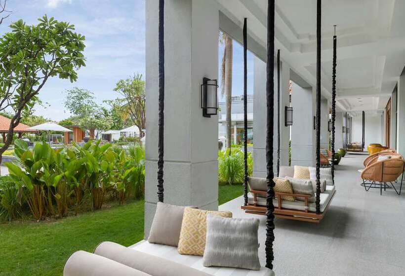 هتل Hilton Mandalay