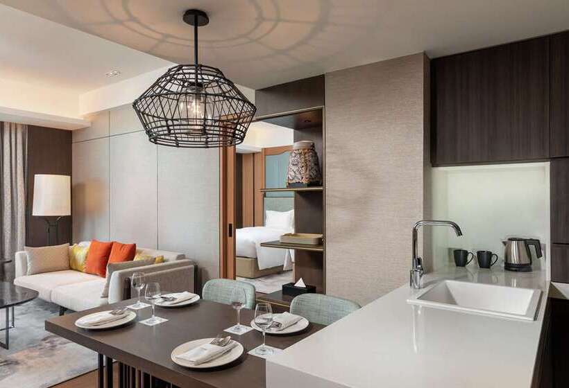 هتل Hilton Mandalay