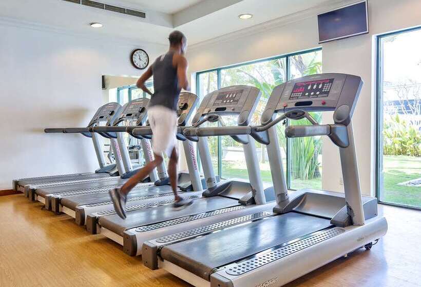 هتل Hilton Mandalay