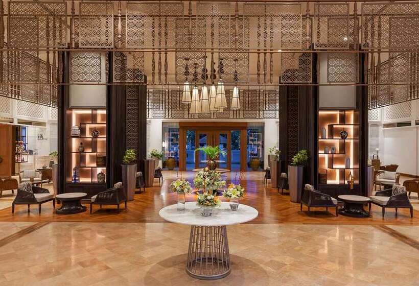 هتل Hilton Mandalay