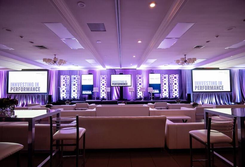 Holiday Inn Burlington Hotel & Conference Centre, An Ihg