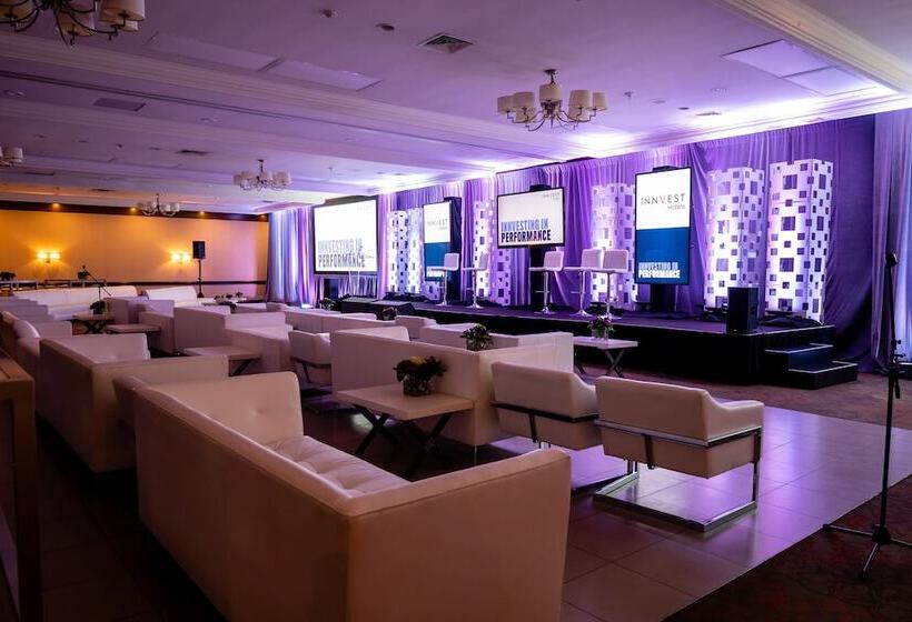 Holiday Inn Burlington Hotel & Conference Centre, An Ihg