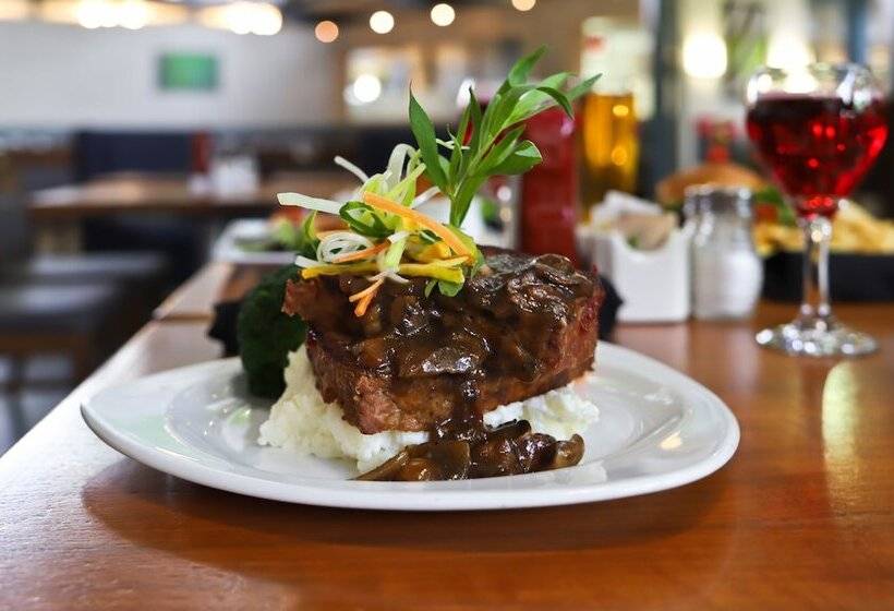 Holiday Inn Burlington Hotel & Conference Centre, An Ihg