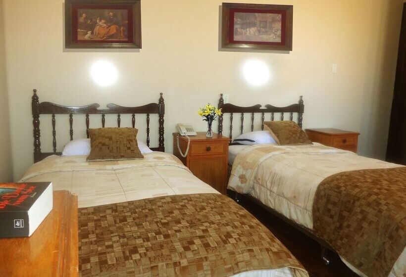 Hotel Hostal Colonial