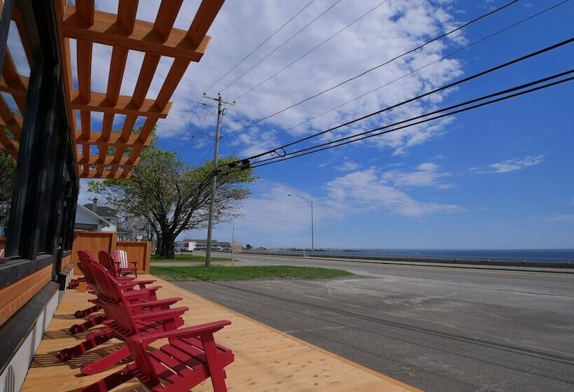 ホテル Riôtel Carleton Sur Mer