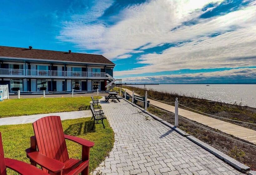 ホテル Riôtel Carleton Sur Mer