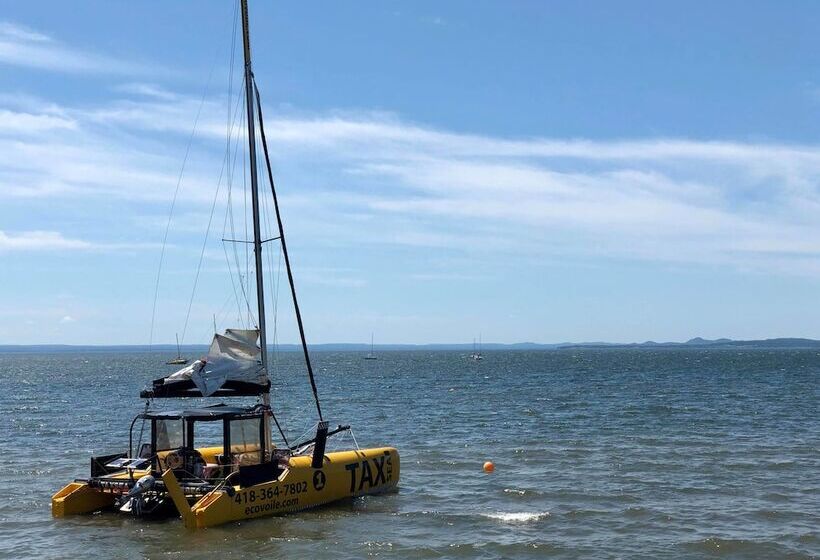 ホテル Riôtel Carleton Sur Mer