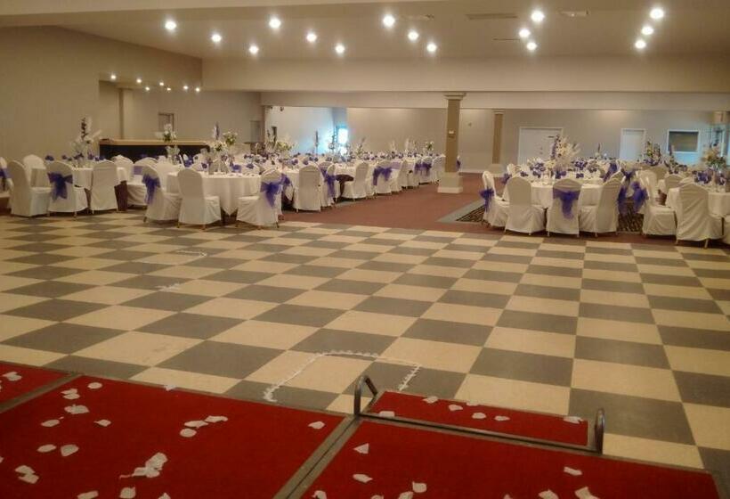 فندق Bedfort Inn & Suites