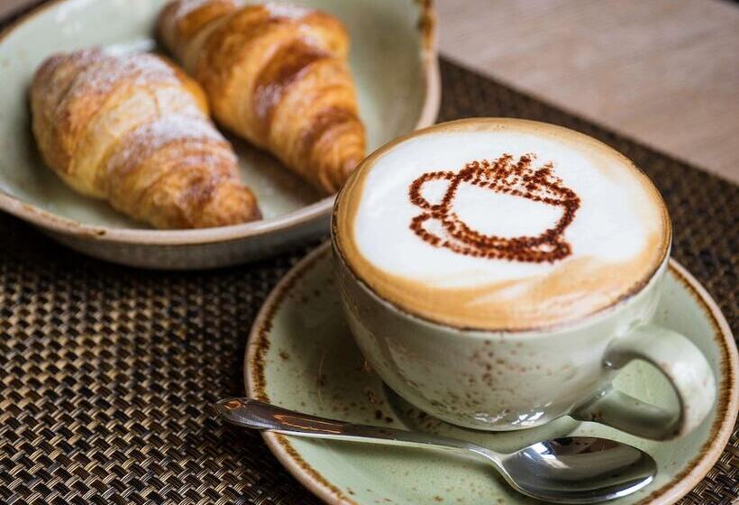 Отель Ibis Gent Centrum Opera