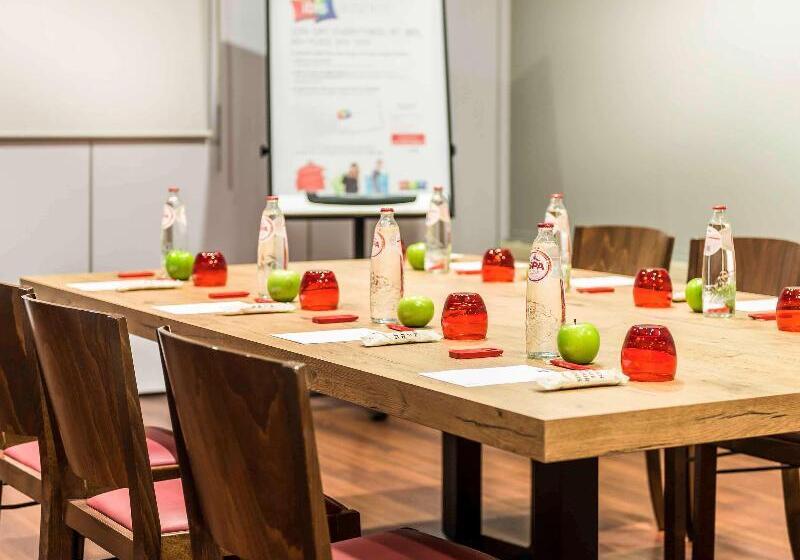 Отель Ibis Gent Centrum Opera