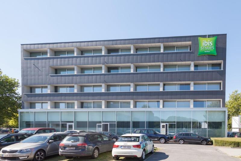 فندق Ibis Styles Kortrijk Expo