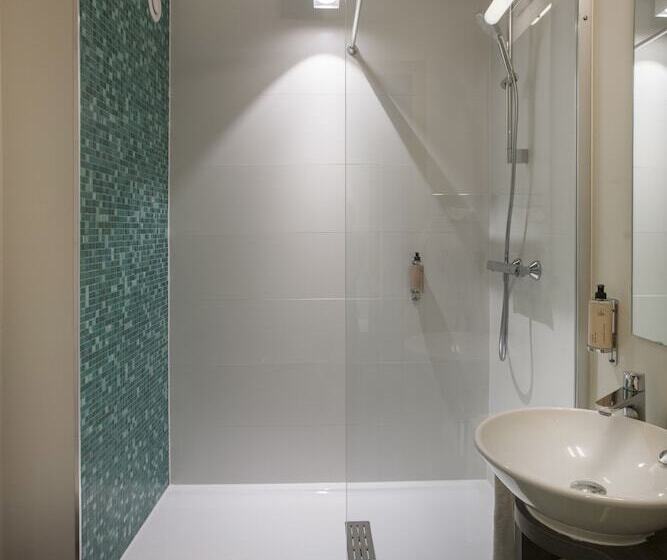 فندق Ibis Styles Kortrijk Expo