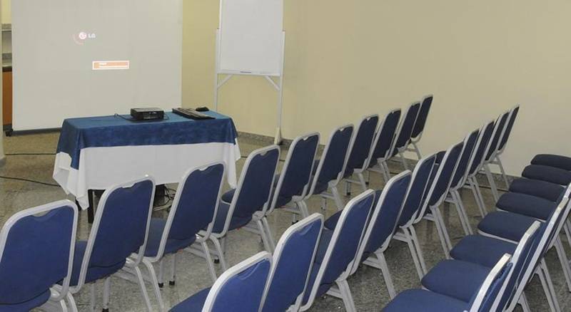 ホテル Oft San Conrado