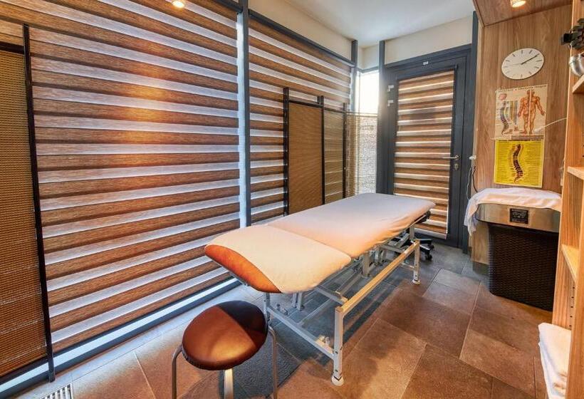 בית מלון כפרי Panorama Resort